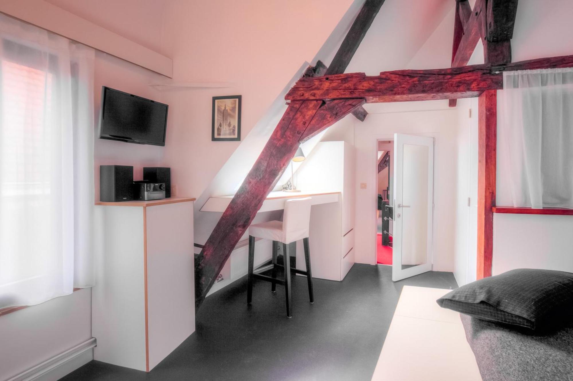 Mons Dragon House Otel Dış mekan fotoğraf